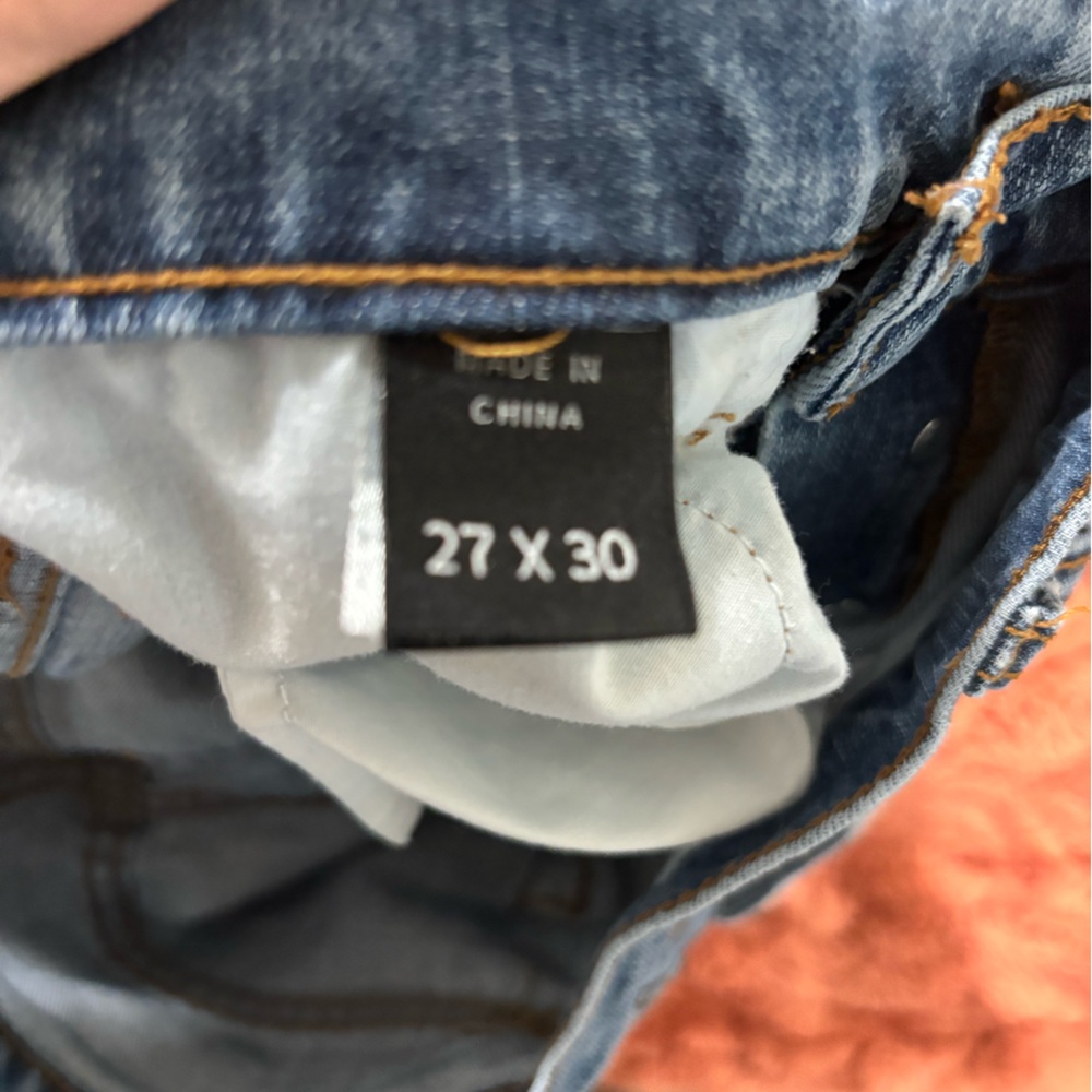 DSTLD Button Fly Mom-Jeans - Picture 9 of 9